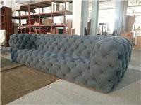 現(xiàn)代風(fēng)格三人沙發(fā)