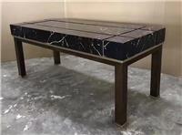 后現(xiàn)代新古典風(fēng)格茶幾