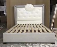 后現(xiàn)代新古典風格床